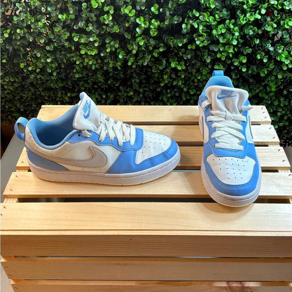 Nike Court Borough Low Recraft Sneakers Cobalt Blue and White Youth 4 Spring